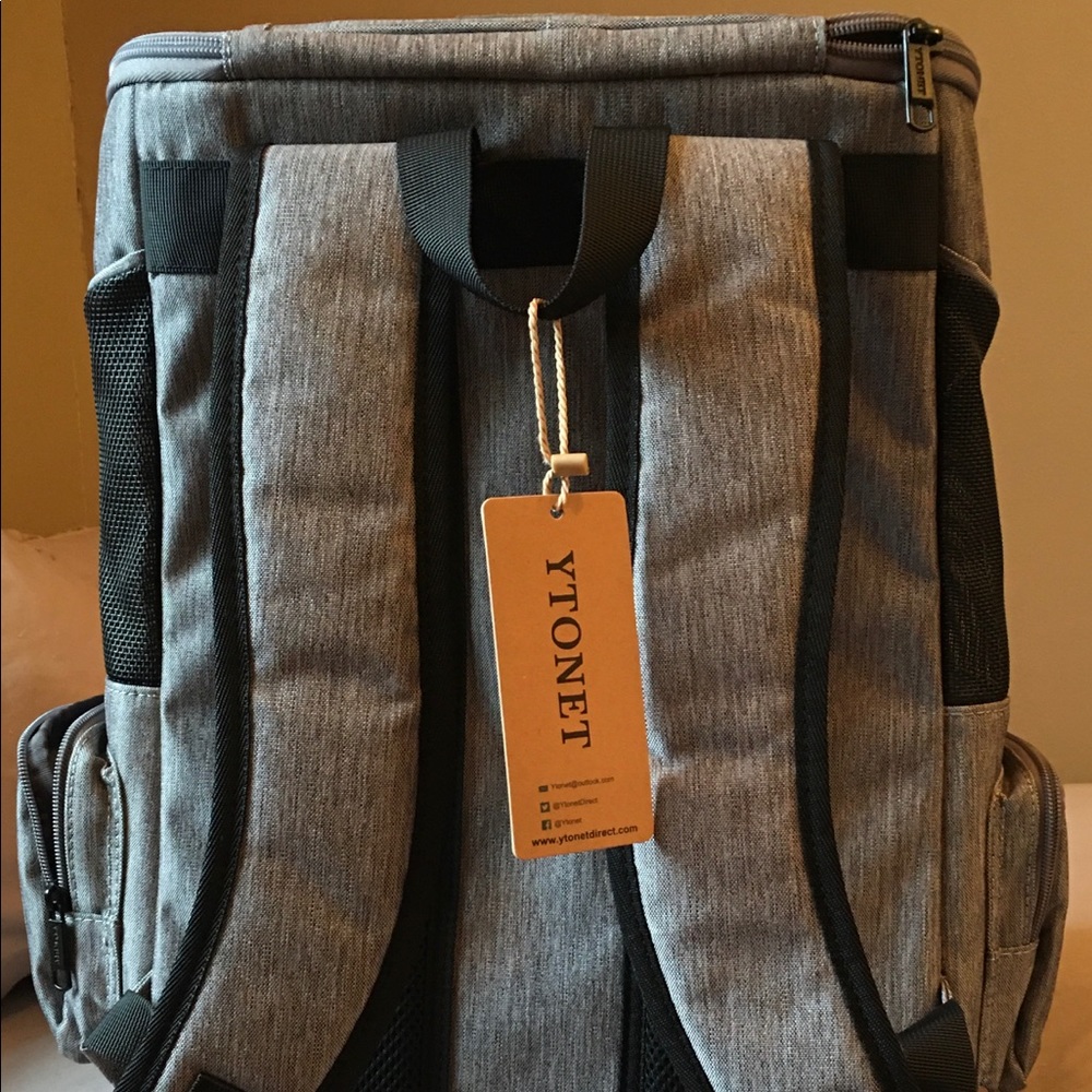 NWT Cat/Dog backpack/pet Carrier/animal/Grey/black